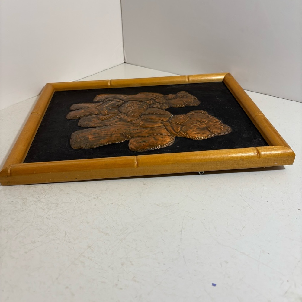 Vintage copper bear family wooden framed picture wall art Hyland gallery - Picture 4 of 13